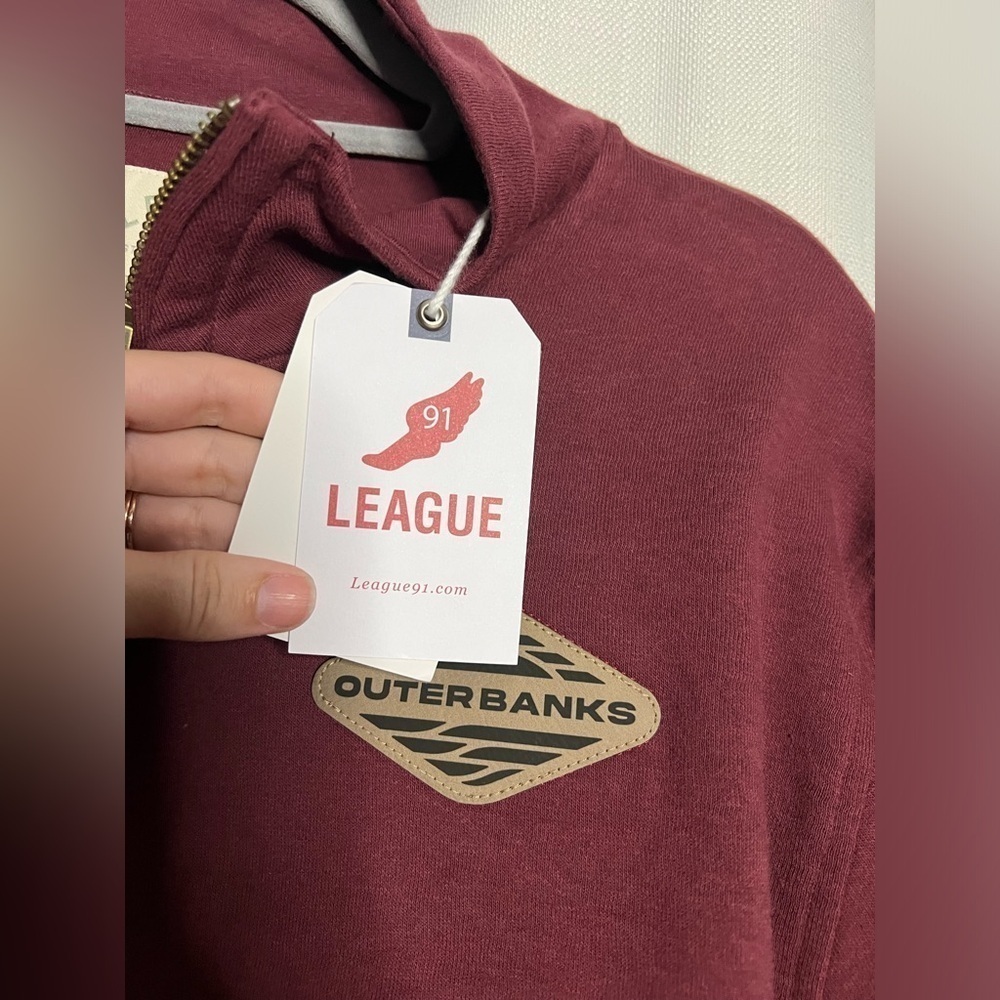 League Maroon Outerbanks Patch 3/4 Zip Up Sweater Large - Picture 7 of 11